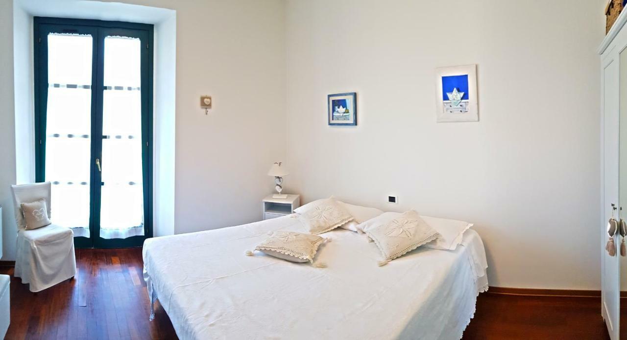 Campione Splendid View By Gardadomusmea Apartment Campione del Garda Bagian luar foto